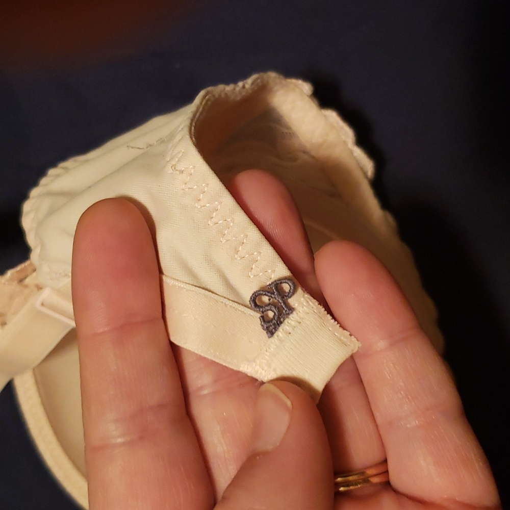 Simone Perele UW bra - Picture 6 of 7